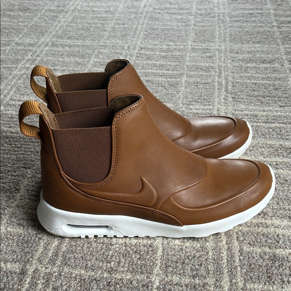 Nike Air Max Thea Mid